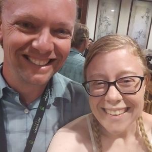 Meet your Posher, Crystal